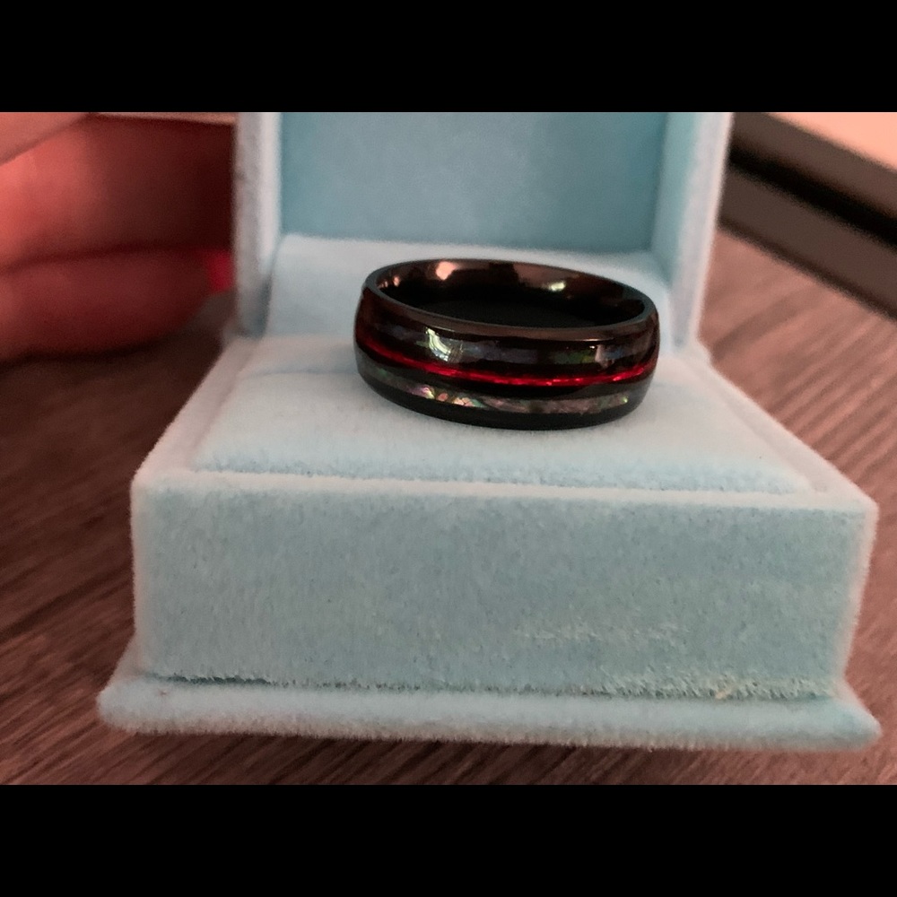 Ring - Picture 5 of 5